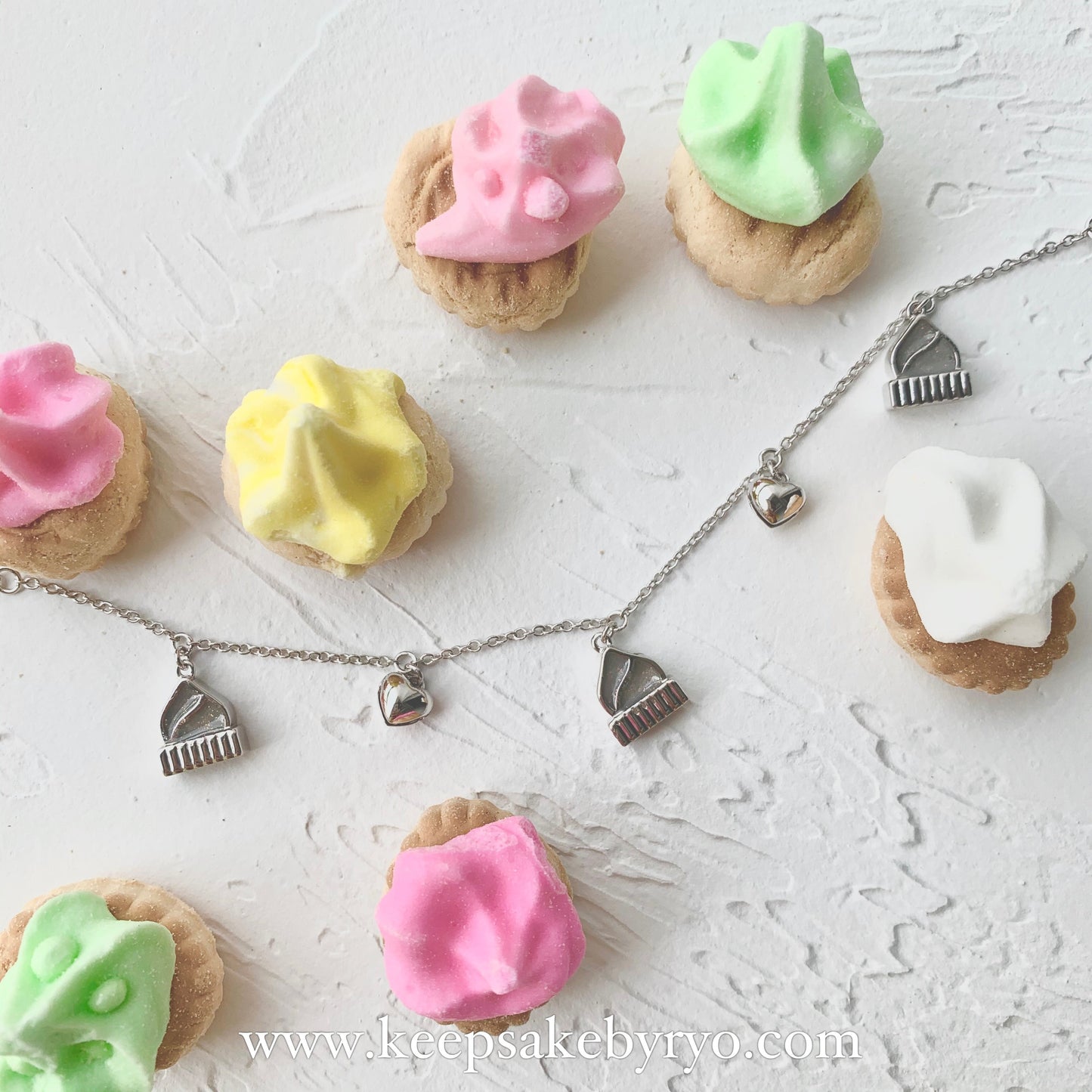 ASHES ICED GEM BISCUITS WITH HEART SHAPED BELLS BRACELET