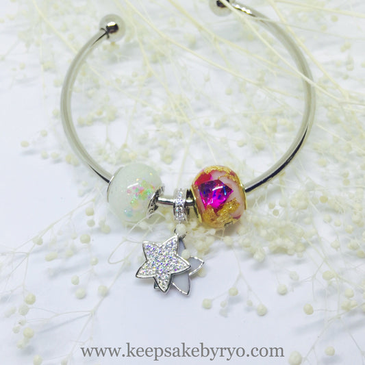 SPARKLING STAR DANGLING CHARM