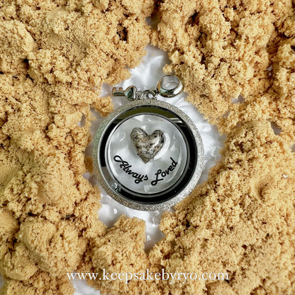 ASHES HEART GLASS LOCKET