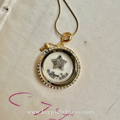 ASHES STAR GLASS LOCKET