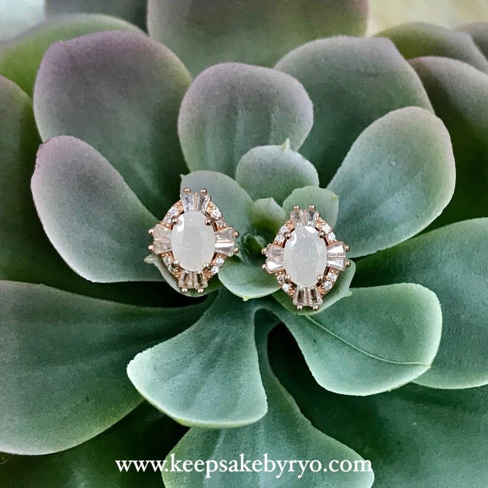 SOLITAIRE: ART DECO EAR STUDS