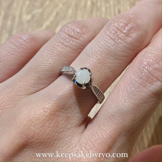 SOLITAIRE:  INAZ RING WITH ROUND INCLUSION STONE