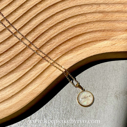 15MM CLASSIC ROUND BREASTMILK PENDANT WITH DECORATIVE FLAKES