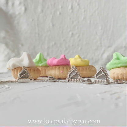 ICED GEM BISCUITS WITH HEART SHAPED BELLS